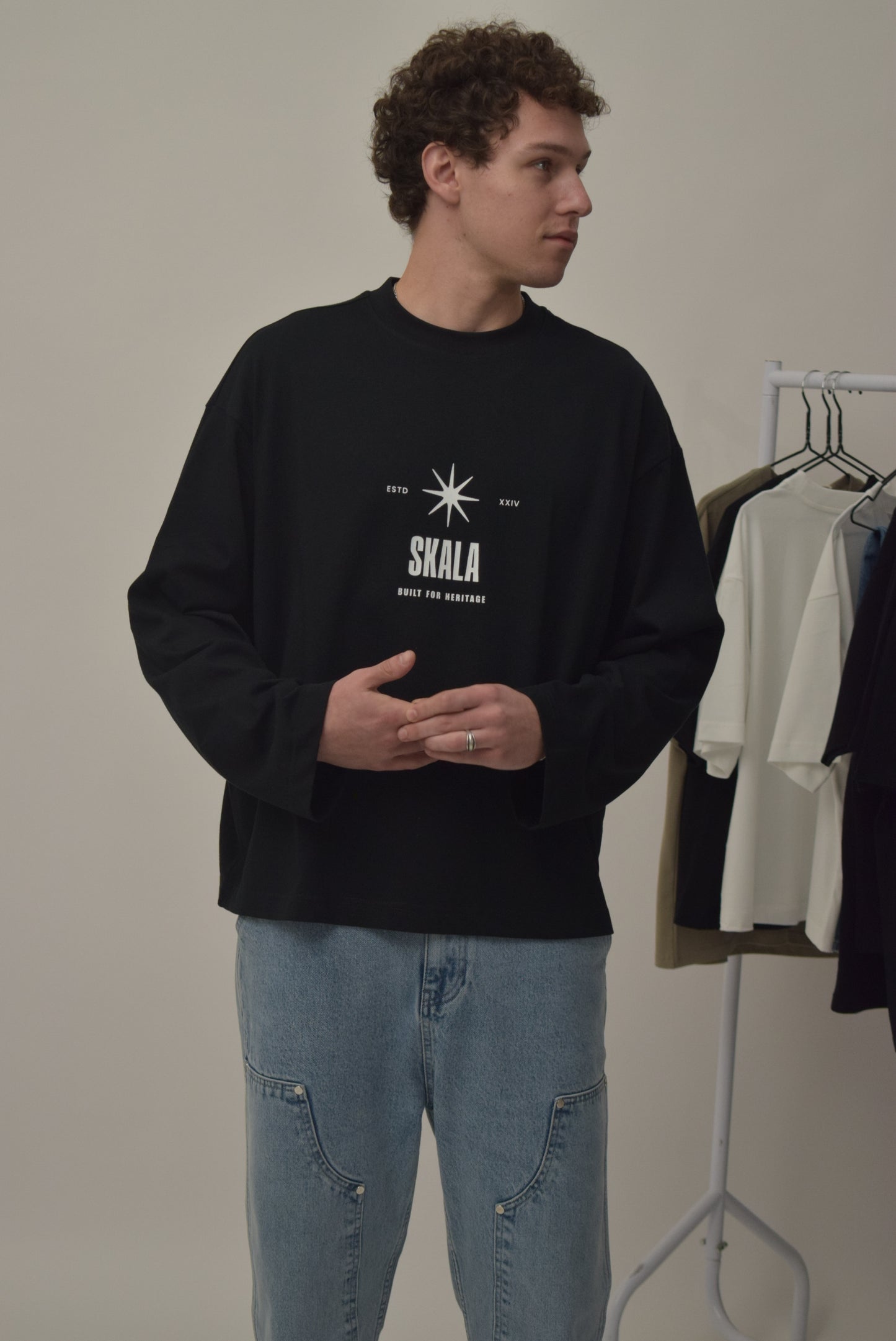 Atelier Long-Sleeve Cropped shirt 305 GSM – Black