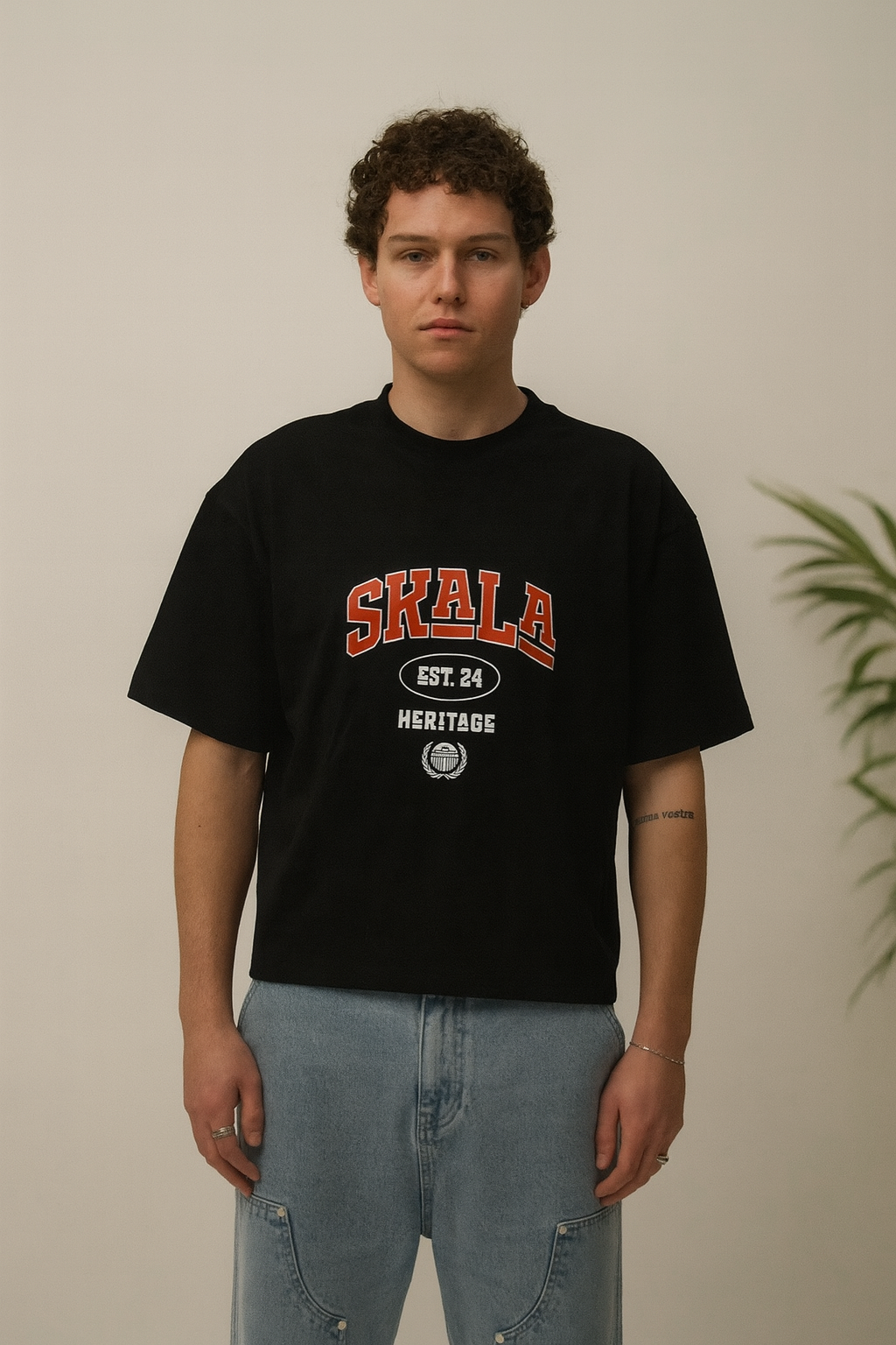 Varsity crop T-Shirt 250 GSM - Jet Black